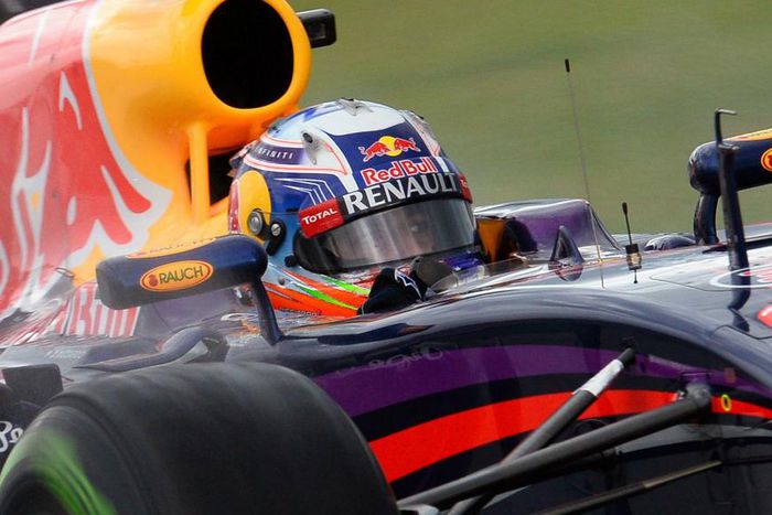 ___4603881___https:______static.pulse.com.gh___webservice___escenic___binary___4603881___2016___1___25___16___danielricciardo-cropped_c19t63r5wjuj12b1ngxl04ubj_2