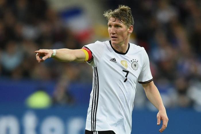 ___4728606___https:______static.pulse.com.gh___webservice___escenic___binary___4728606___2016___2___25___15___bastianschweinsteiger-cropped_6b7wgey6tbj516j6437y6xtpe_2