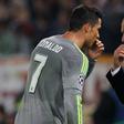 ___4949946___https:______static.pulse.com.gh___webservice___escenic___binary___4949946___2016___4___22___17___cristiano-ronaldo-zinedine-zidane-cropped_lb6spn301k0u1xq5zzq1l9kv2_2