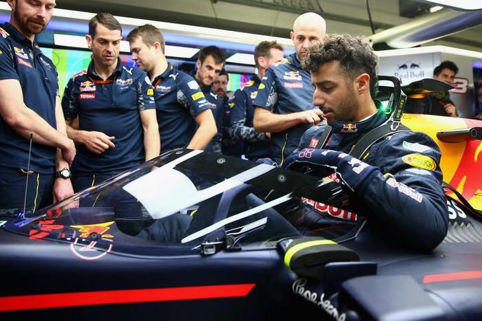 ___4973662___https:______static.pulse.com.gh___webservice___escenic___binary___4973662___2016___4___29___1___danielricciardo-cropped_1lvafv3bnk1zm16aw8h0r84pyy