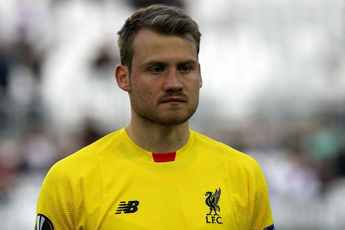 ___4573568___https:______static.pulse.com.gh___webservice___escenic___binary___4573568___2016___1___18___22___simon-mignolet-cropped_7sckgrj49p3l196awk8r3wump