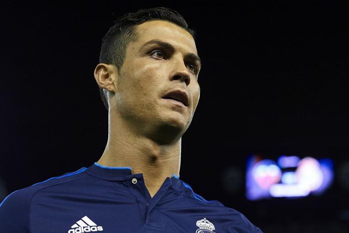 ___4566005___https:______static.pulse.com.gh___webservice___escenic___binary___4566005___2016___1___16___15___cristiano-ronaldo-cropped_1siwyp4xf52vn1plr6vang4v2n_2