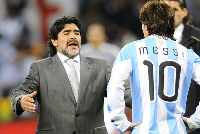 ___4663273___https:______static.pulse.com.gh___webservice___escenic___binary___4663273___2016___2___9___11___maradonamessi-cropped_149yr3sng7lvz1e4u6x2n71gzp_2