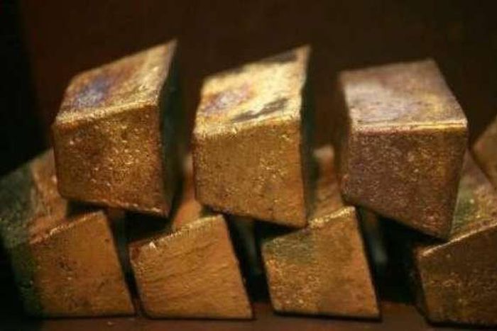 ___4714820___https:______static.pulse.com.gh___webservice___escenic___binary___4714820___2016___2___22___12___gold-bars