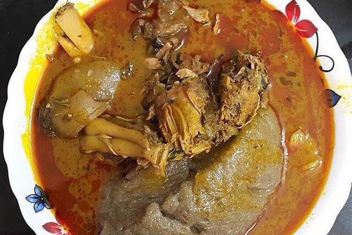 Kokonte and palm nut soup