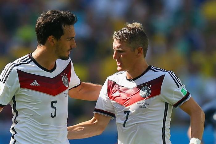 ___4846818___https:______static.pulse.com.gh___webservice___escenic___binary___4846818___2016___3___25___19___hummels-schweinsteiger-cropped_10rej1kk7rggb1703qypbhwm2a
