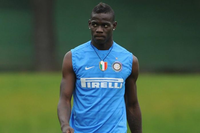 ___4542796___https:______static.pulse.com.gh___webservice___escenic___binary___4542796___2016___1___11___5___mariobalotelli-cropped_u6u3ypu5inw9128fphig91oou