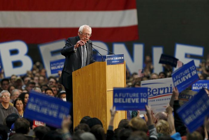 Sanders would skip unsanctioned debate, campaign manager says: NY Times