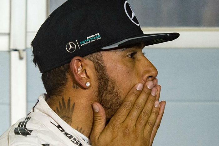 ___4873928___https:______static.pulse.com.gh___webservice___escenic___binary___4873928___2016___4___2___22___lewis-hamilton-cropped_1auql9bgy8ntp11k5scwp54o62_2