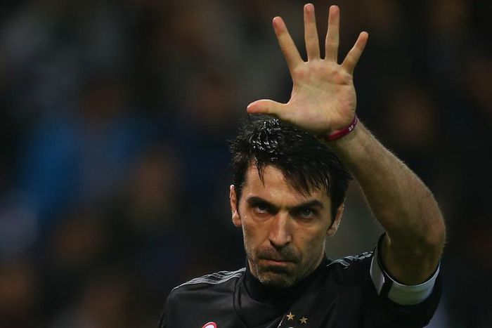 ___4542745___https:______static.pulse.com.gh___webservice___escenic___binary___4542745___2016___1___11___3___gianluigi-buffon-cropped_1mn21y6y2he4w1xnkm0j97h3ah