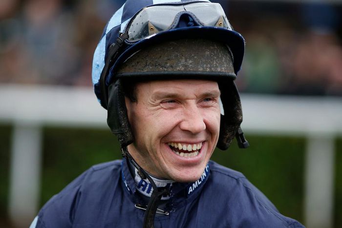 ___4550894___https:______static.pulse.com.gh___webservice___escenic___binary___4550894___2016___1___12___20___richardjohnsoncropped_qg2vezmopw9a1g97kztbbjzdk