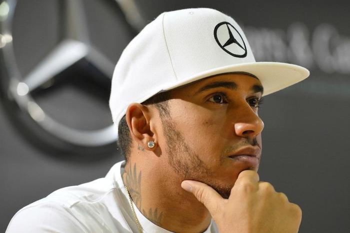 ___4724456___https:______static.pulse.com.gh___webservice___escenic___binary___4724456___2016___3___16___15___lewishamilton-cropped_1gzz2t5xpfuc81f2tw5wjbr2hp_2