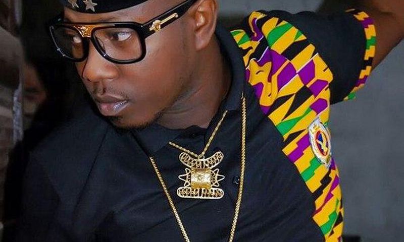 Flowking Stone in a photo shoot