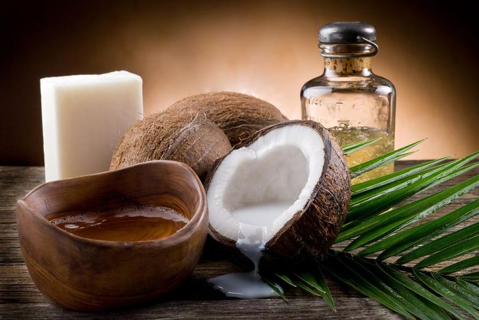 ___4544864___https:______static.pulse.com.gh___webservice___escenic___binary___4544864___2016___1___11___12___Coconut_Oil