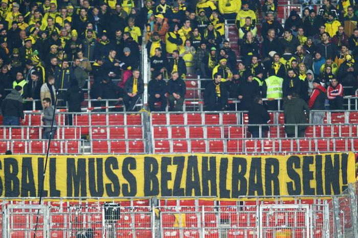 ___4667637___https:______static.pulse.com.gh___webservice___escenic___binary___4667637___2016___2___10___2___dortmund-cropped_1wh2oedzxmsr715gg8ai93l4x9