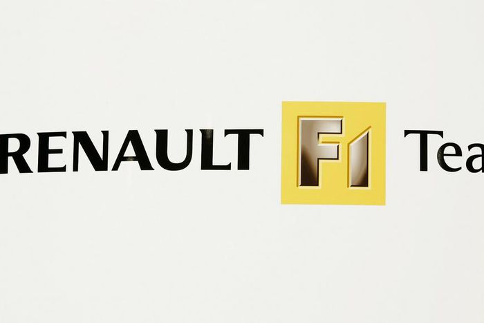 ___4518076___https:______static.pulse.com.gh___webservice___escenic___binary___4518076___2016___1___4___10___renaultlogo-cropped_1ma0o2ol4m49q12hud6repaxm4