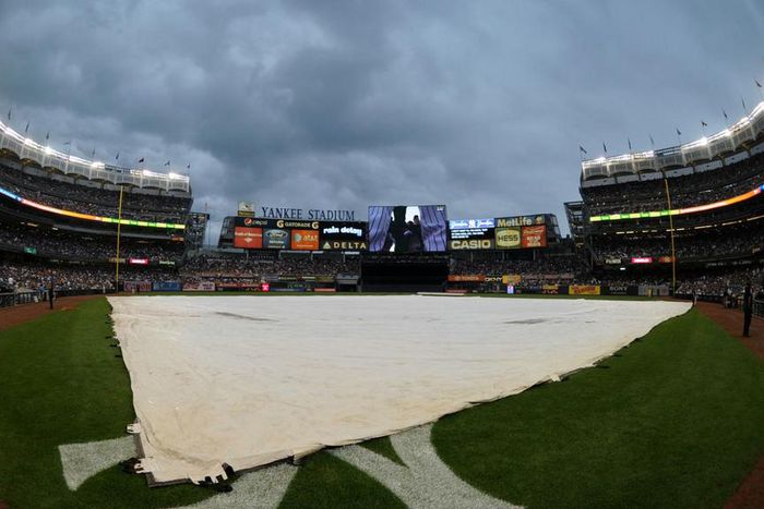 ___4880594___https:______static.pulse.com.gh___webservice___escenic___binary___4880594___2016___4___4___23___yankeestadium-cropped_uwj61d6mg6rcztetv1wxdx78