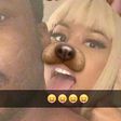 Nicki Minaj vists Meek Mill in prison