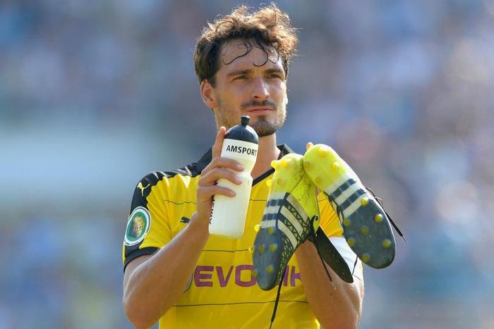 ___4944823___https:______static.pulse.com.gh___webservice___escenic___binary___4944823___2016___4___21___17___matshummels-cropped_1l6f9yqme7co71ay0nv7c0b0bb_2