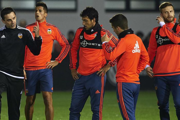 ___4516405___https:______static.pulse.com.gh___webservice___escenic___binary___4516405___2016___1___3___5___garyneville-cropped_141fiqd7kljmz18e8b68qt7pn3_2