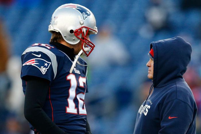 ___4683810___https:______static.pulse.com.gh___webservice___escenic___binary___4683810___2016___2___14___2___belichick-brady-52115-us-news-getty-ftr_1bftpp5185q3y1vlo2rv1leug8