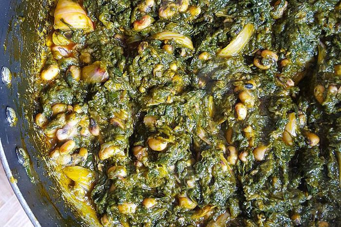 Kontomire beans stew (Mukasechic)