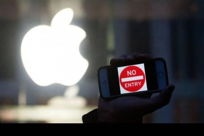 ___4795906___https:______static.pulse.com.gh___webservice___escenic___binary___4795906___2016___3___13___7___apple-court