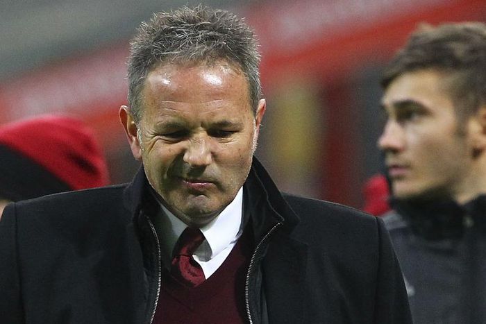 ___4538334___https:______static.pulse.com.gh___webservice___escenic___binary___4538334___2016___1___22___22___sinisa-mihajlovic-cropped_1d0n0soql6vvh1r20fj5skedio