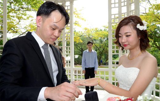 ___4916113___https:______static.pulse.com.gh___webservice___escenic___binary___4916113___2016___4___13___18___wedding5_1