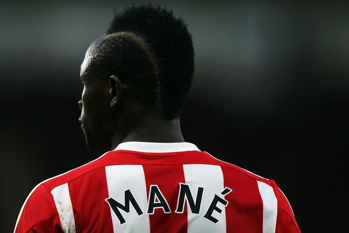 ___4539294___https:______static.pulse.com.gh___webservice___escenic___binary___4539294___2016___1___9___7___sadiomane-cropped_12yi6o73szizp1fiyqzl15uds7