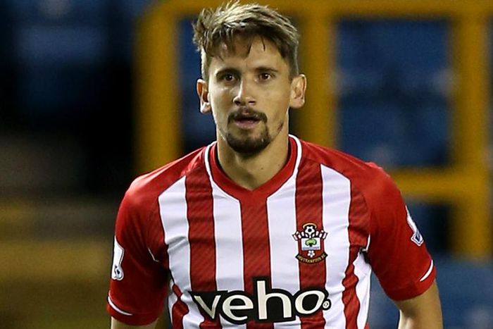 ___4579644___https:______static.pulse.com.gh___webservice___escenic___binary___4579644___2016___1___20___7___gastonramirez-cropped_1ckfajaw0aziy1o5uyx2occiqz