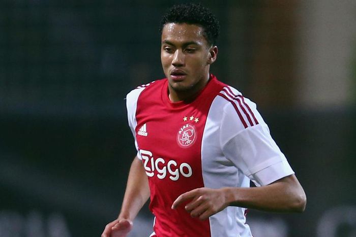 ___4662877___https:______static.pulse.com.gh___webservice___escenic___binary___4662877___2016___2___8___20___jairo-riedewald-cropped_1waz0r1u7fvea16jtfmvo7s3wg_2