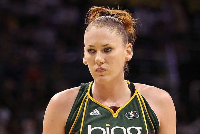 ___4863558___https:______static.pulse.com.gh___webservice___escenic___binary___4863558___2016___3___31___7___lauren-jackson-033016-usnews-getty-ftr_1tc2euc6z4hfx1q5bftiqiqslu