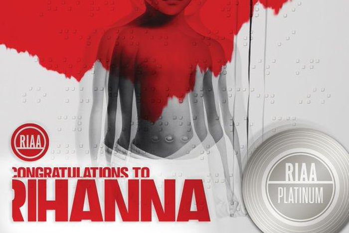 Rihanna's ANTI album certified platinum by RIAA