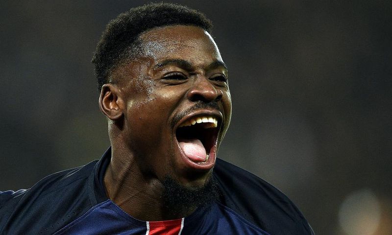___4459042___https:______static.pulse.com.gh___webservice___escenic___binary___4459042___2016___4___1___0___serge-aurier-cropped_64hiagomuxyd1vlokvbo32nv3