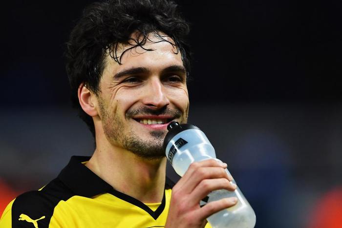 ___4960203___https:______static.pulse.com.gh___webservice___escenic___binary___4960203___2016___4___29___14___matshummels-cropped_7u9ecgla0qtb1nliqveq230pj