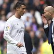 ___4923563___https:______static.pulse.com.gh___webservice___escenic___binary___4923563___2016___4___15___18___cristiano-ronaldo-zinedine-zidane-cropped_v9ce94uplfp91b71ngqhmtvld_2
