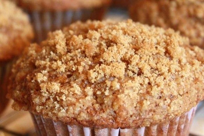 ___4801984___https:______static.pulse.com.gh___webservice___escenic___binary___4801984___2016___3___14___17___banana+crumb+muffins