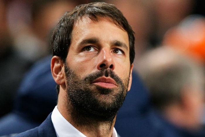 ___4641824___https:______static.pulse.com.gh___webservice___escenic___binary___4641824___2016___2___3___18___ruudvannistelrooy-cropped_vqkpvbtfedxi18pju9wv58ly8