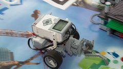 ___4680594___https:______static.pulse.com.gh___webservice___escenic___binary___4680594___2016___2___12___17___A+programmed+robot+moves+across+the+playing+area+to+collect+garbage