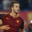 ___4893397___https:______static.pulse.com.gh___webservice___escenic___binary___4893397___2016___4___7___18___mohamed-salah-and-miralem-pjanic-roma-cropped_16r3sghyugwji1gt9ca2opxe38