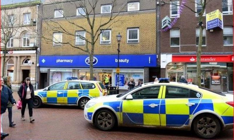 50-yr-old man slits his own throat in supermarket after they refused to give him methadone