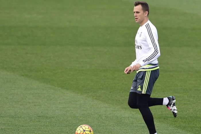 ___4629046___https:______static.pulse.com.gh___webservice___escenic___binary___4629046___2016___2___1___11___denischeryshev-cropped_12qhjx5y0fysb13yced1xk0u72_2