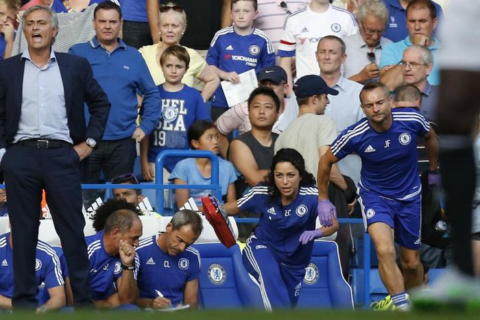 ___4528091___https:______static.pulse.com.gh___webservice___escenic___binary___4528091___2016___1___6___13___jose-mourinho-cropped_yeufzzdmvt0511vf1mzo1oehb_1