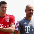 ___4665587___https:______static.pulse.com.gh___webservice___escenic___binary___4665587___2016___2___9___18___lewandowski-guardiola-cropped_1lwvh45w5yrof1nfcxnl3hntzx