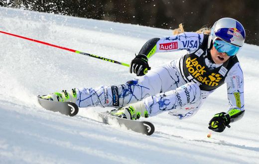 ___4625433___https:______static.pulse.com.gh___webservice___escenic___binary___4625433___2016___1___30___19___lindseyvonn-cropped_13agnzwb2a6wv115h6tacpfku6_2