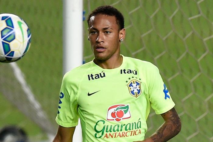 ___4807336___https:______static.pulse.com.gh___webservice___escenic___binary___4807336___2016___3___15___23___neymar-cropped_13rxbaxyyw9991kldgtaa9sbt8