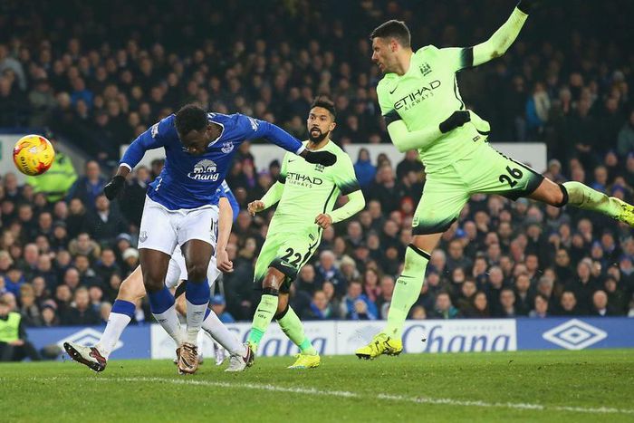 ___4530276___https:______static.pulse.com.gh___webservice___escenic___binary___4530276___2016___1___25___19___romelulukaku-cropped_10fnxx0u16gf81v9txqkvppku1