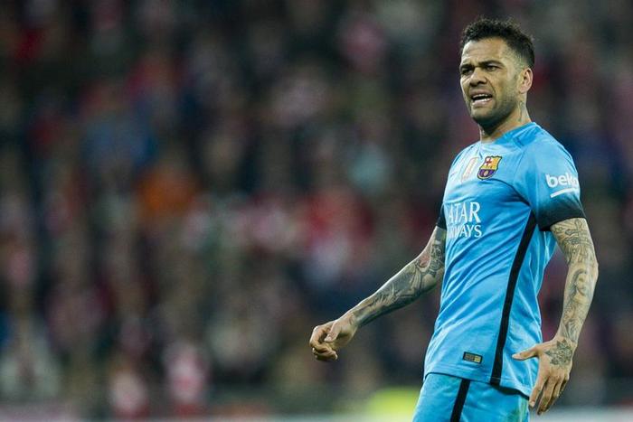 ___4815412___https:______static.pulse.com.gh___webservice___escenic___binary___4815412___2016___3___17___16___dani-alves-cropped_1lrrqnc1ob9ei103n00tt662of