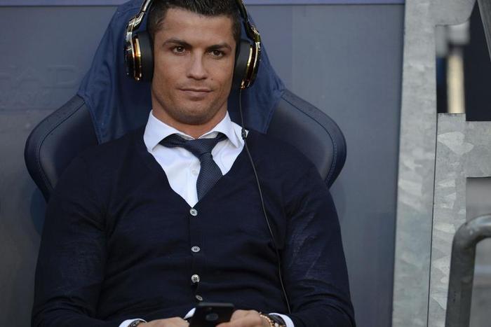___4965428___https:______static.pulse.com.gh___webservice___escenic___binary___4965428___2016___4___27___14___cristianoronaldo-cropped_1vkvnlnyn3a3xzo8s93olmk0f_2